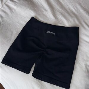 Aurola Black High-Rise Seamless Bike Shorts